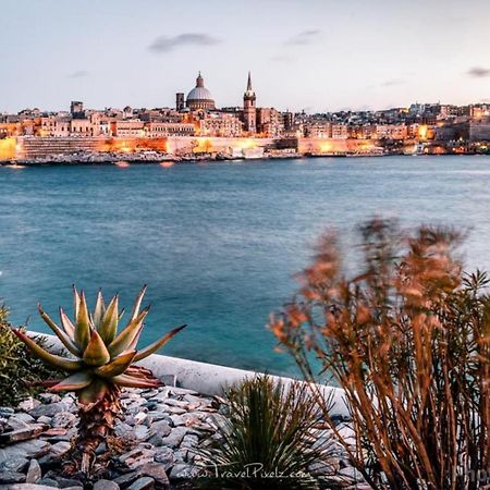 Exceptional 3-Bedroom Apartment, Sliema - Tigne Point! מראה חיצוני תמונה