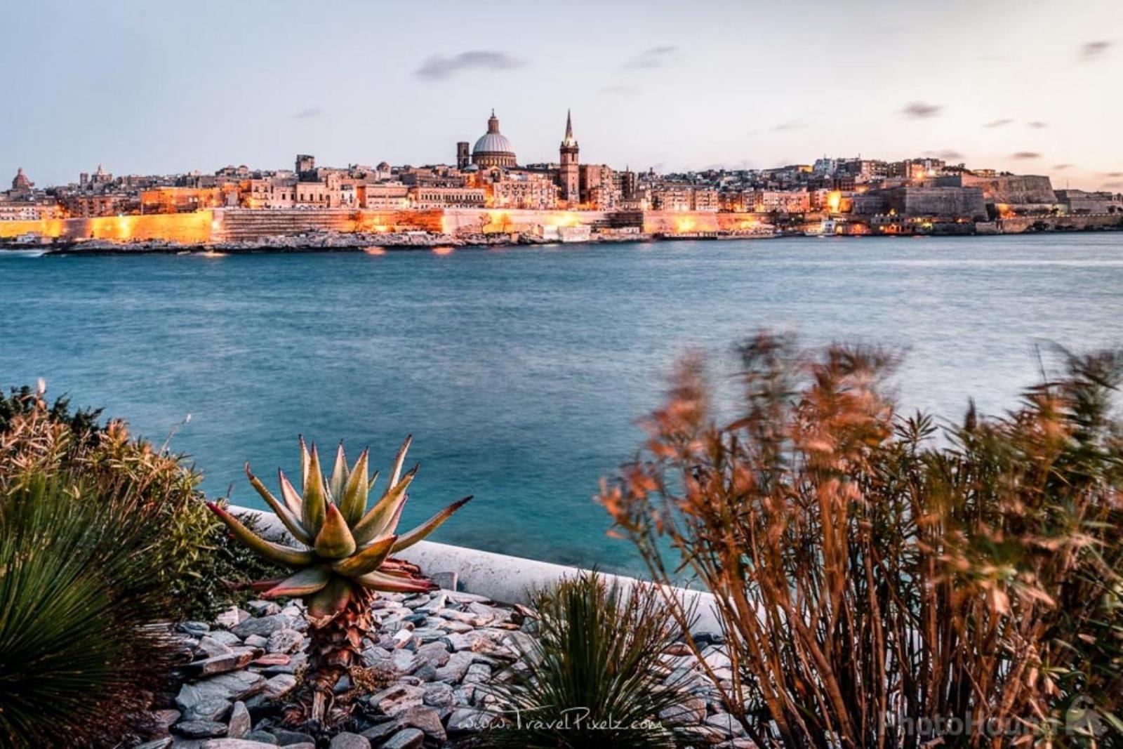 Exceptional 3-Bedroom Apartment, Sliema - Tigne Point! מראה חיצוני תמונה