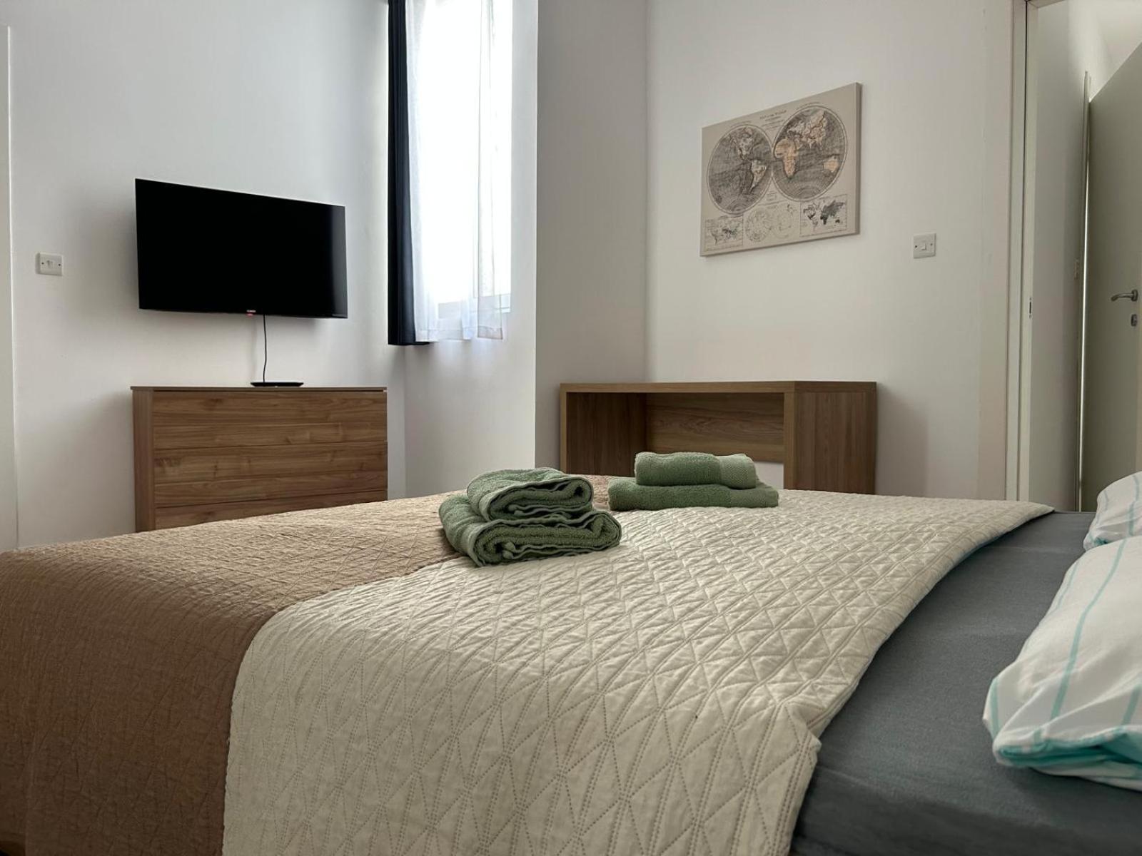 Exceptional 3-Bedroom Apartment, Sliema - Tigne Point! מראה חיצוני תמונה